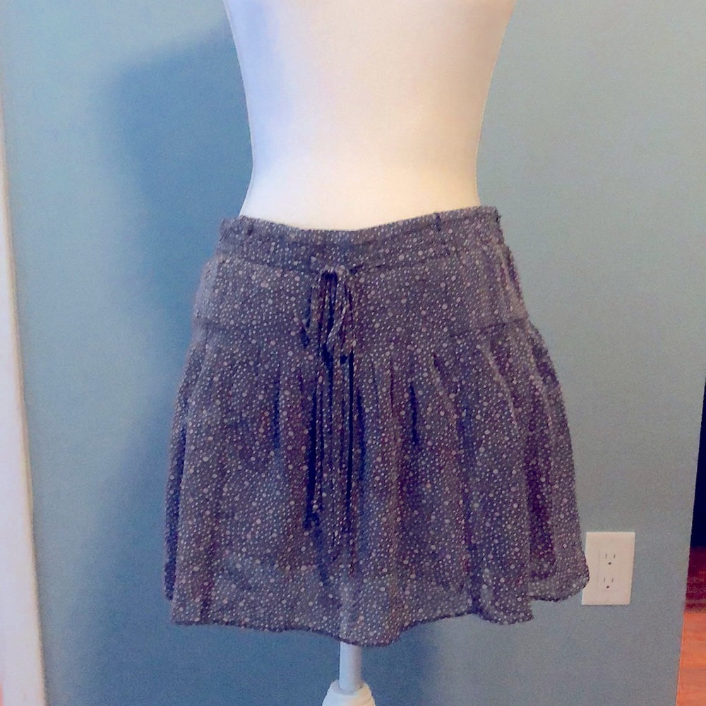 American Eagle cute mini skirt